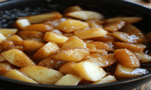 Apple Crumble Cheesecake: The Ultimate Dessert Fusion